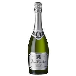 Grand Cavalier Sparkling Medium Dry 0.75L vahuvein